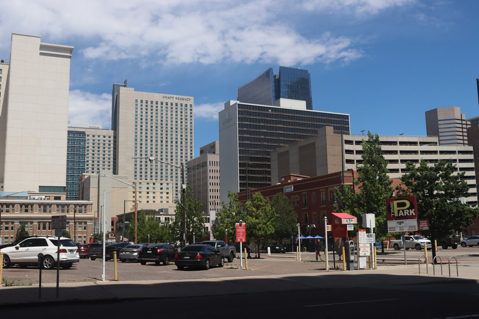 Denver, Colorado skyline